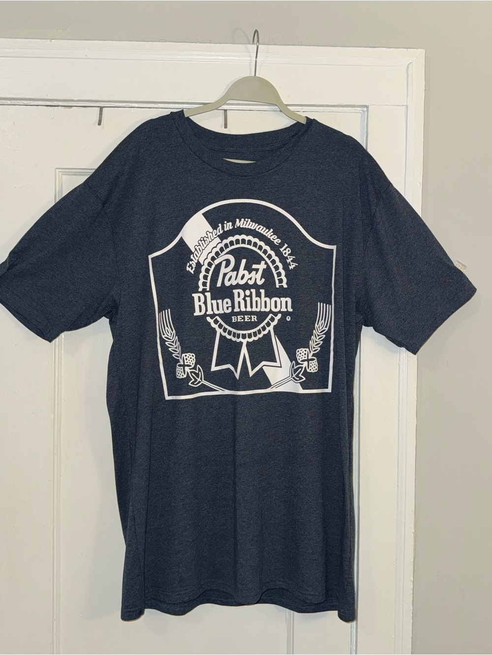 Milwaukee Pabst Blue Ribbon Beer Tee XLT - NWT